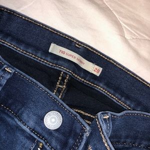 LEVI SUPER SKINNY JEANS